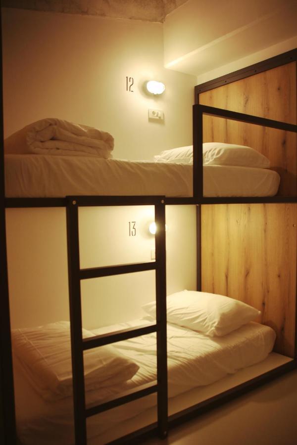 Garage Hostel Nova Gorica Zewnętrze zdjęcie