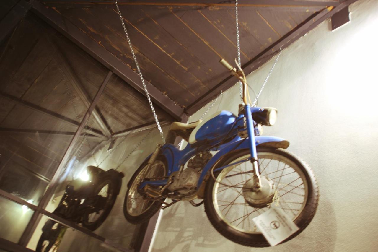 Garage Hostel Nova Gorica Zewnętrze zdjęcie